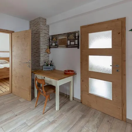 Pocitniska Hisa Pr Martinovih Holiday home Postojna